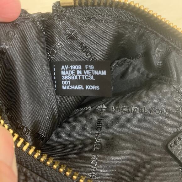 MICHAEL KORS Large 10" Black Pebbled Leather FLAT Pouch Wristlet Clutch - Picture 11 of 12